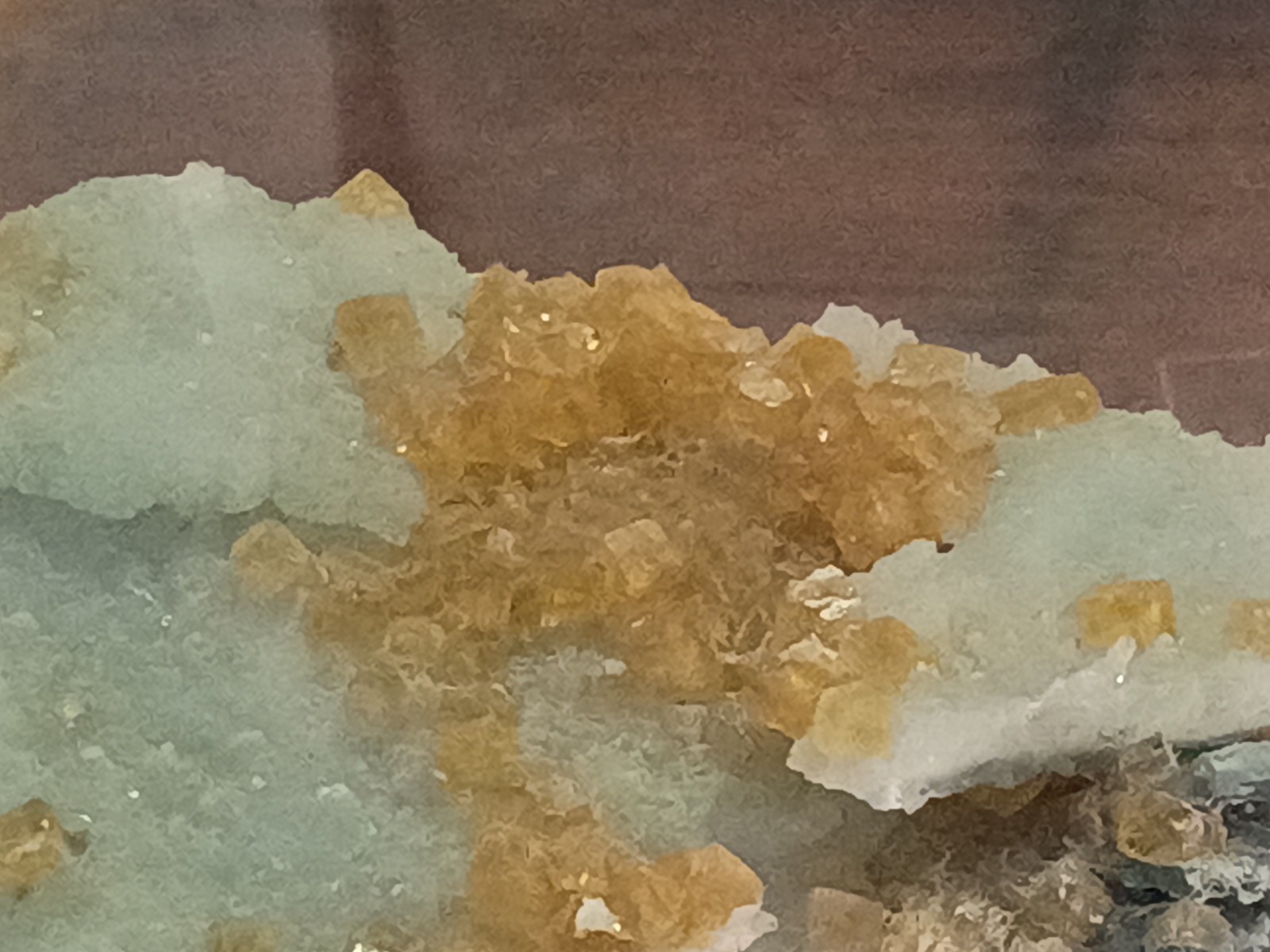 Fluorescent Calcite on Prehnite 11.6oz – Historic Haymarket Quarry Virginia 3in