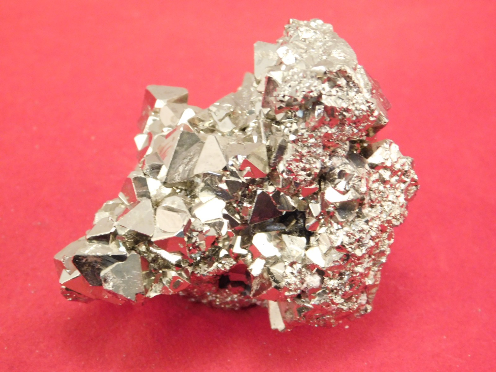 PYRAMID Shaped Crystals! Tetrahedron PYRITE Crystal Cluster Peru 165gr