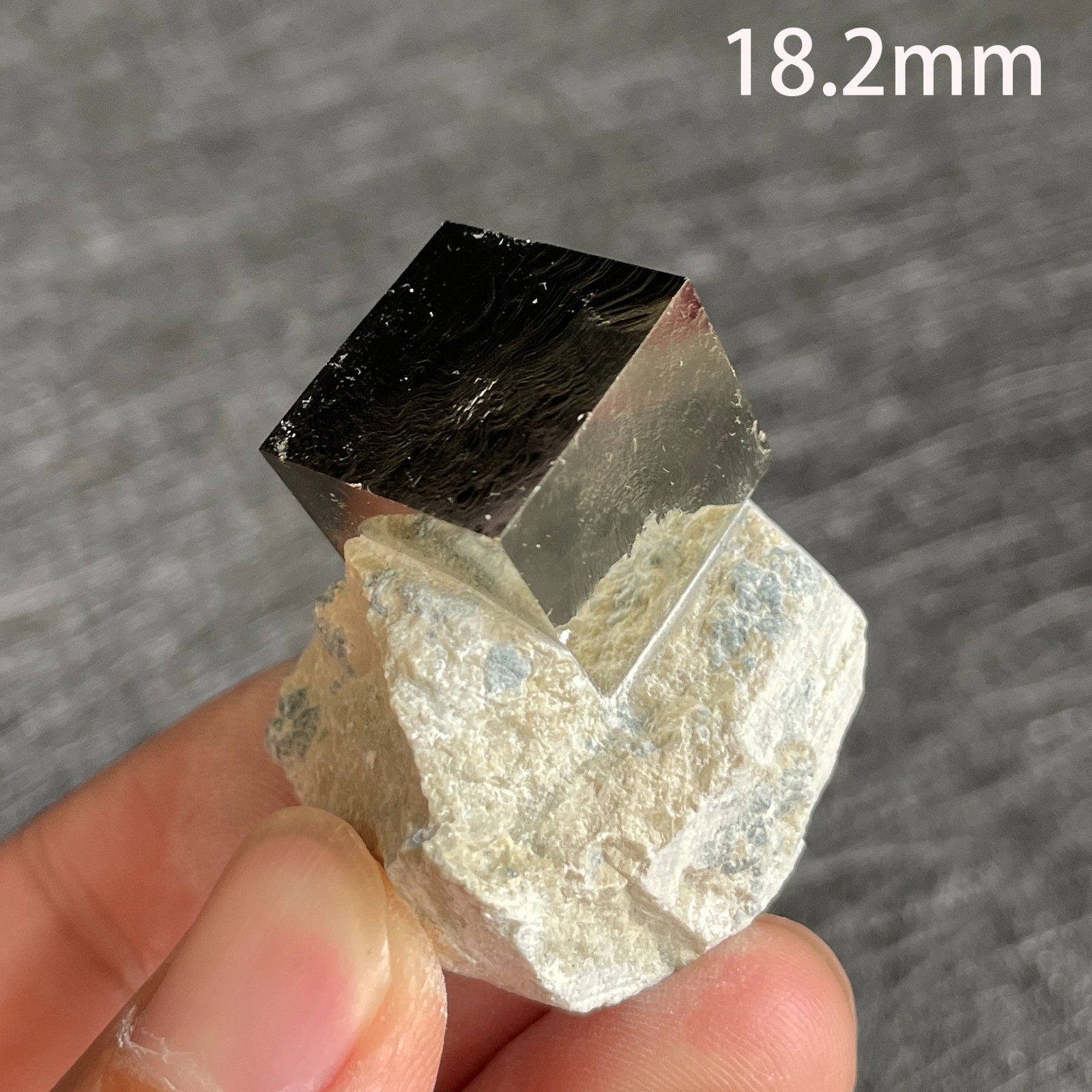 Natural Raw Stone Spain Pyrite Cube Crystal Quartz Mineral Specimen Rock Healing