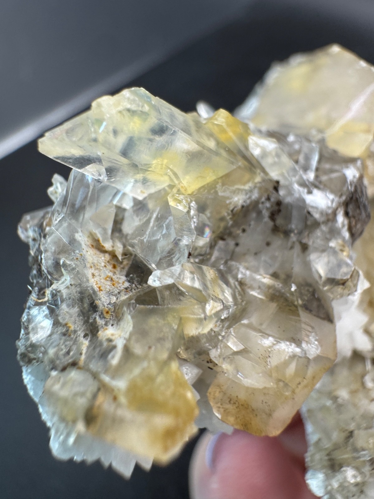 6557 Auralight Calcite on White Quartz BRIGHT UV Fu Jian 100g