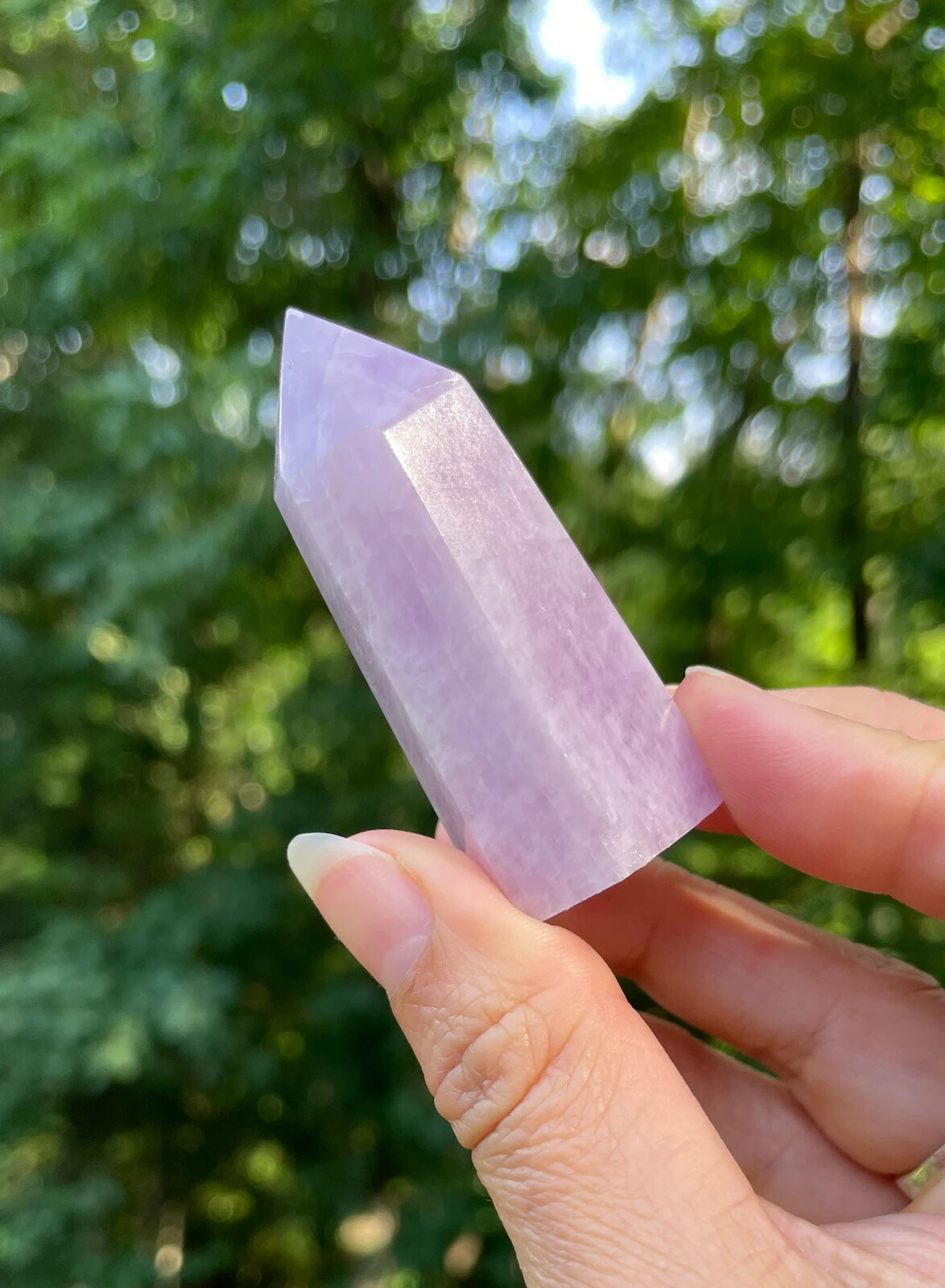 Awesome Lilac Purple Kunzite Point *Flashy *Stone of Emotion *Peace *Calmness
