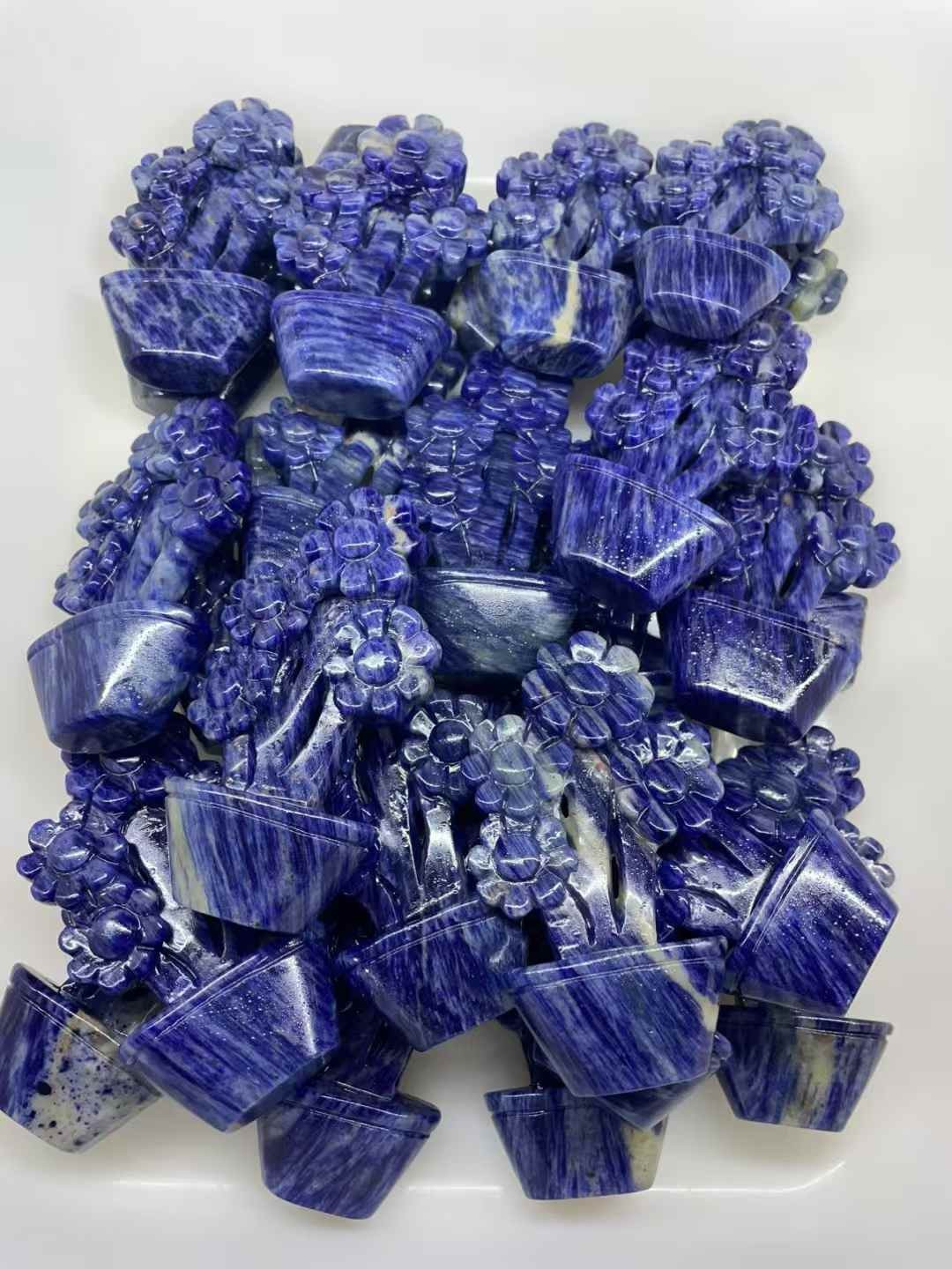 1pc Natural Blue-veins Stone Quartz Carved Flower Skull Crystal Reiki Decor Gift