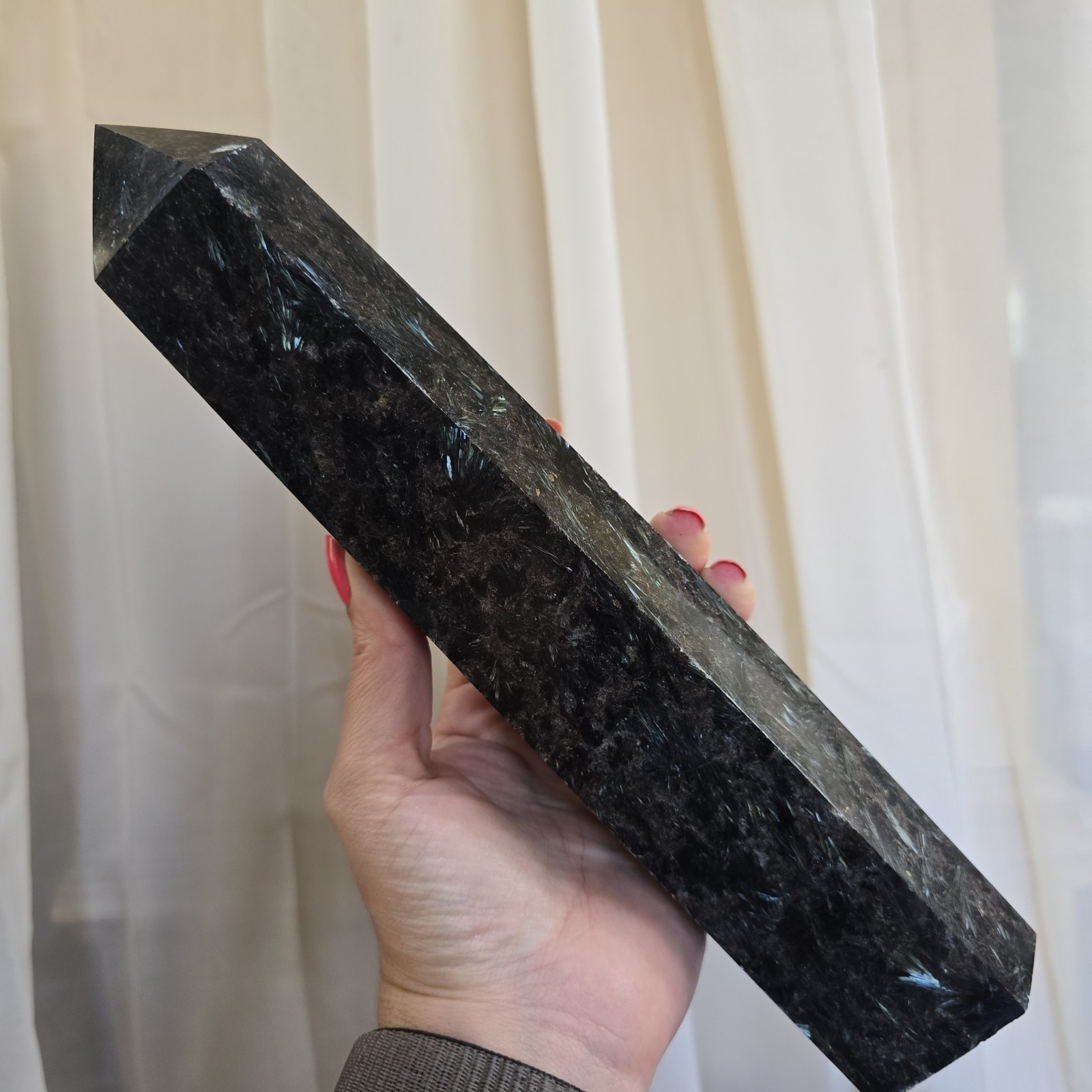 XL 11.5″ Arfvedsonite & Garnet Blue and Gold flashes Fireworks Stone Tower