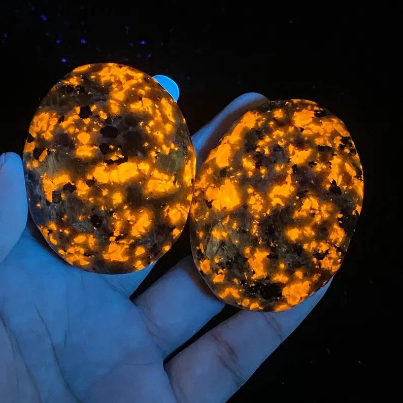 60mm Palm Yooperlite Natural flame stone Reiki Crystal Quartz Healing Decorate