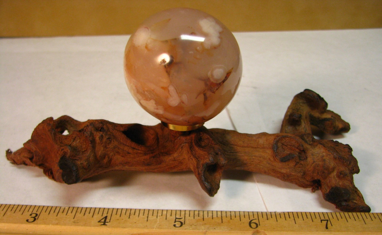 92g 1.5inch SAKURA AGATE WOOD STAND MADAGASCAR FLUORESCENT CHERRY BLOSSOM #016