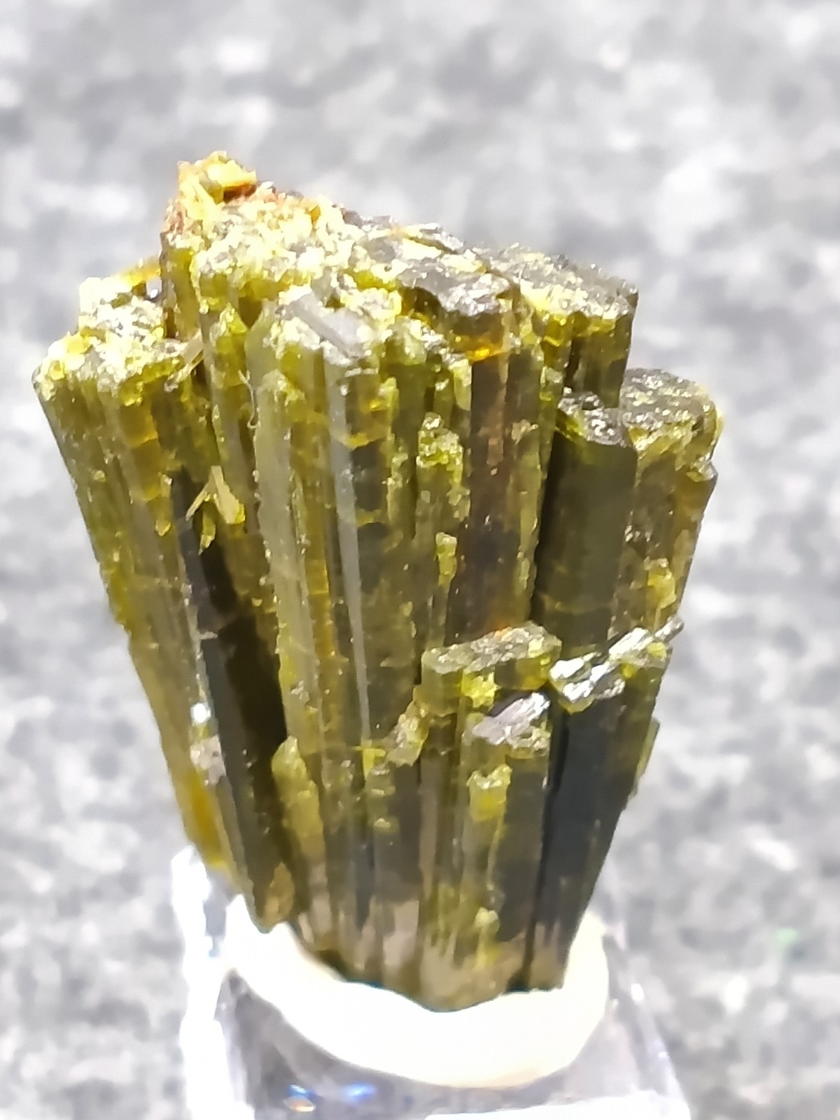 Green Epidote Nice Fan Terminations Natural Top Quality Mineral X12