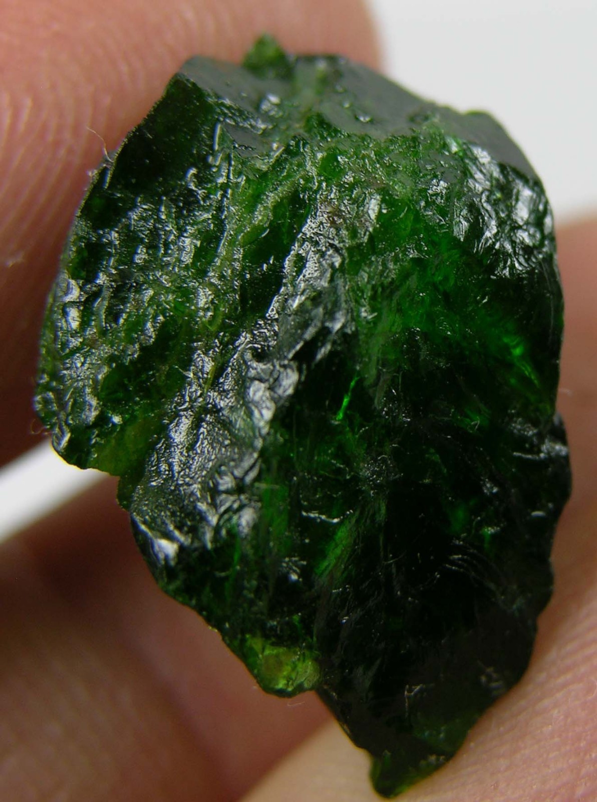 16.50Ct Russia 100% Natural Rough Raw Uncut Diopside Crystal Specimen 3.30g 20mm