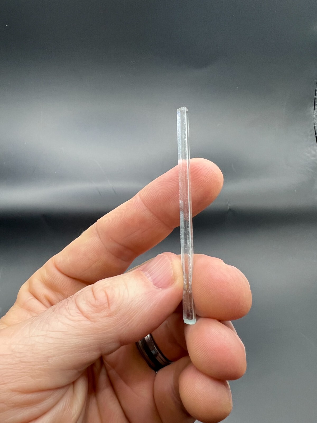 Aquamarine Crystal Beautiful Transparency 12 cts Sharp Terminated 2 3/4″