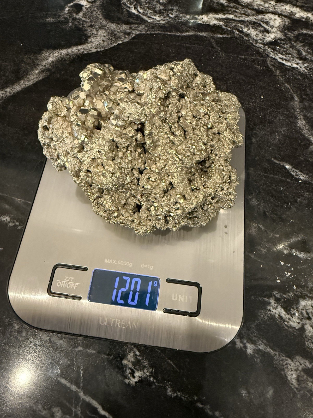 LARGE Uncut Iron Pyrite Natural Chispa Crystals Fools Gold – 1200g – 2.63 lbs