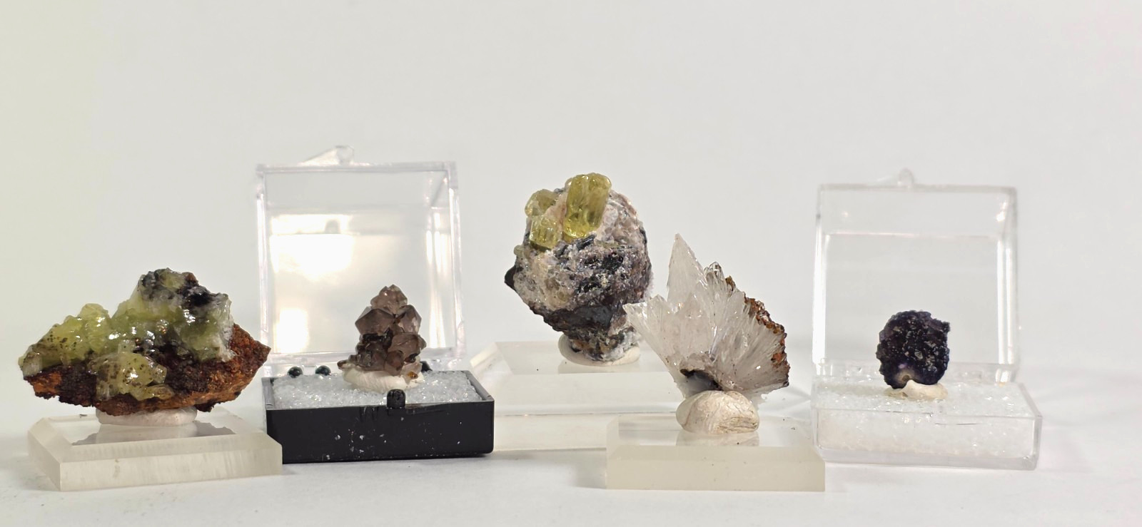 Adamite, Fluorite, Hemimorphite, Apatite, Smky. Qtz., Mexico Mixed Lot ML-1