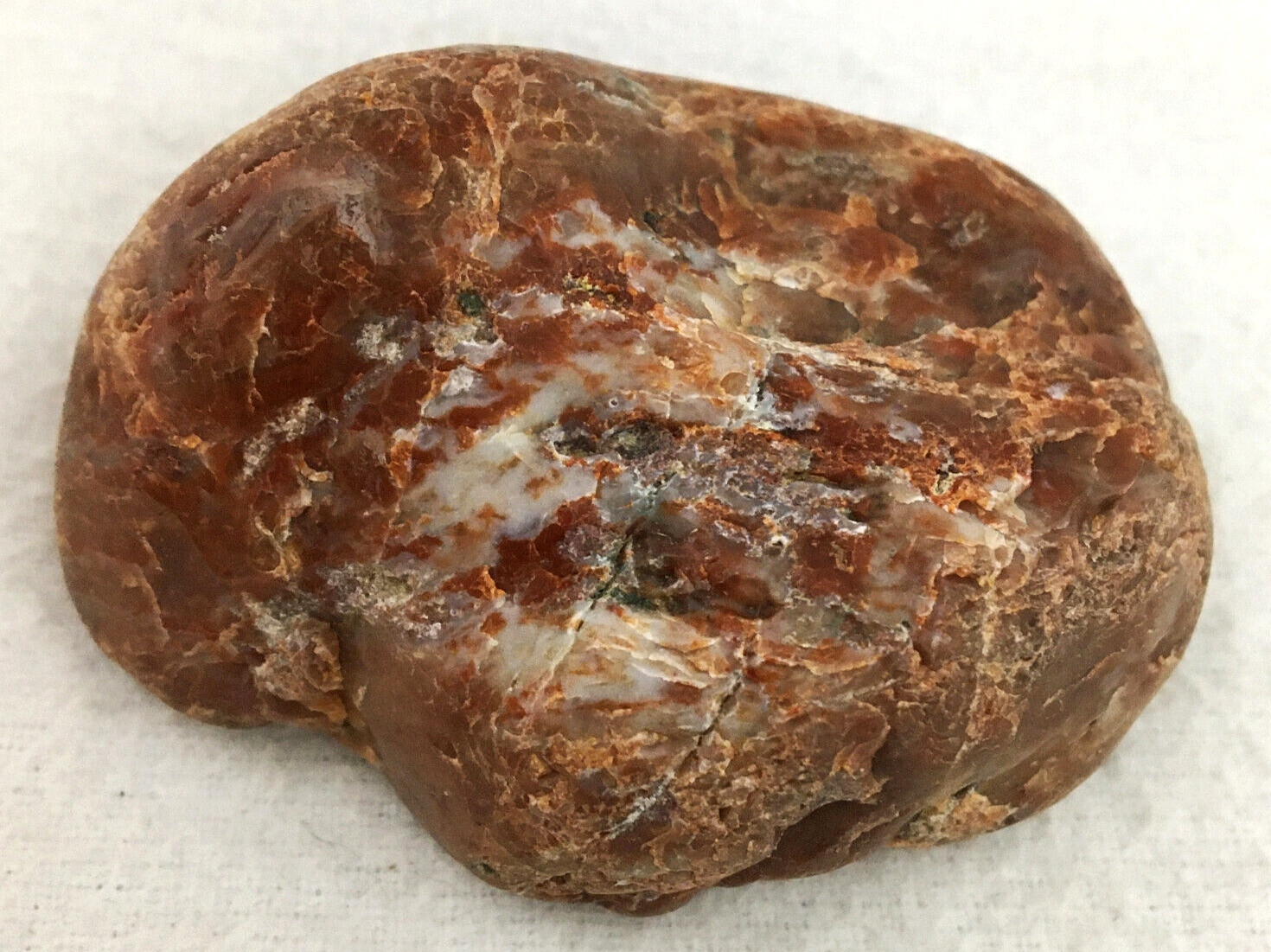Lake Superior Agate “Paint Peeler” 2 3/8″ X 1 3/4″ X 1″ W/1 Smooth Side 3 oz