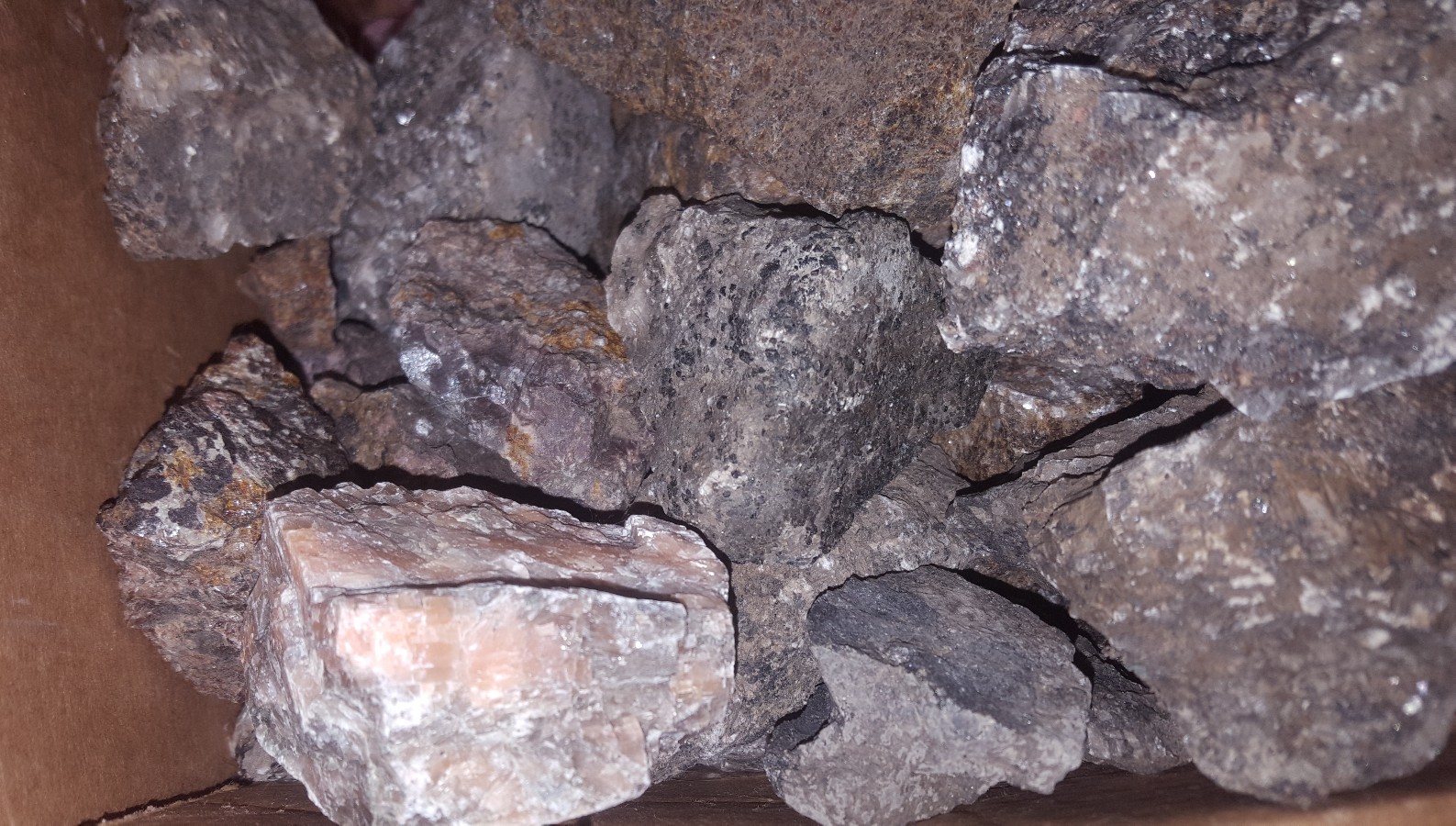8ozs 1/2lb Lot Franklin New Jersey Fluorescent Rocks Minerals Willemite Calcite