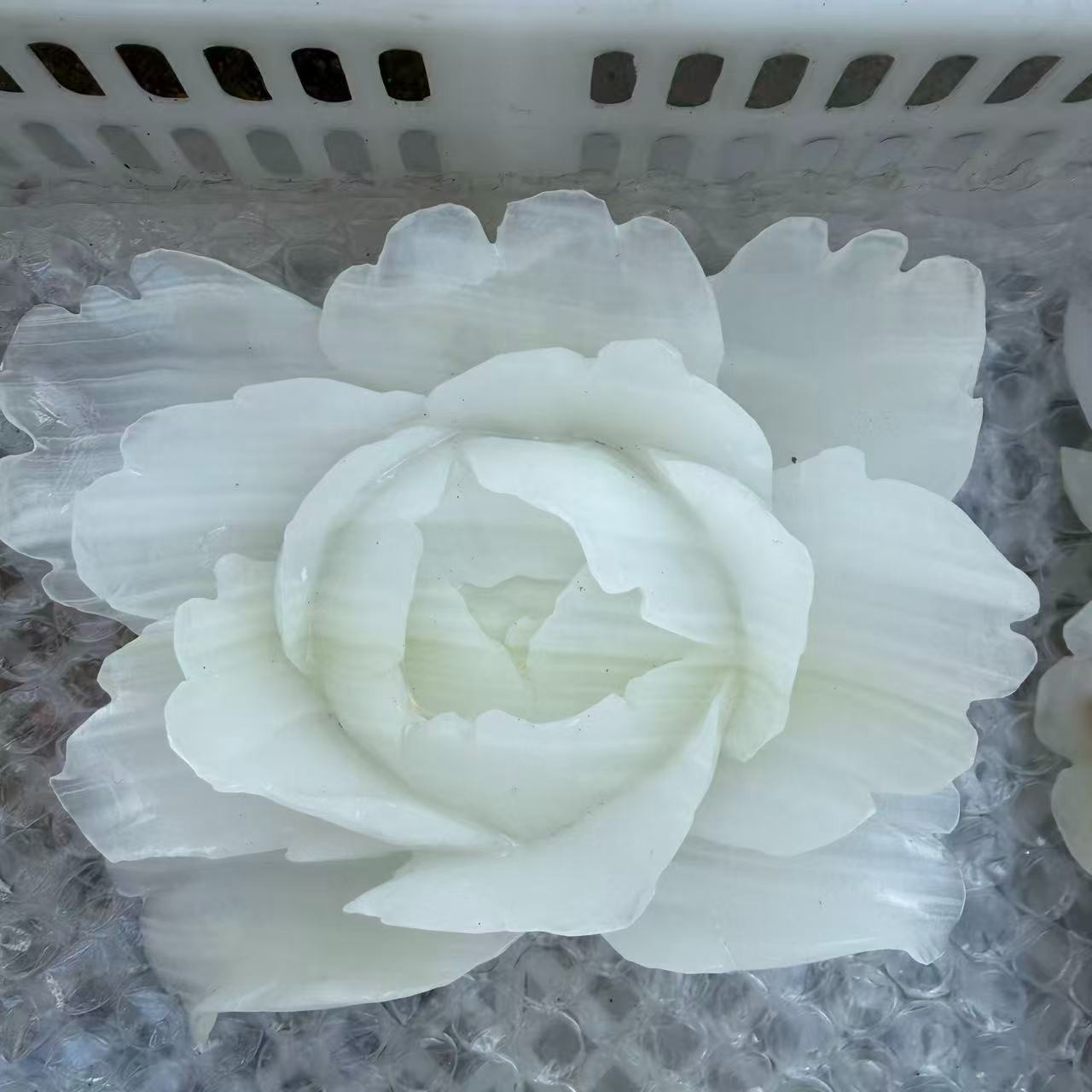 1pc Natural White Quartz Carved Flower Skull Crystal Reiki Healing Decor Gift
