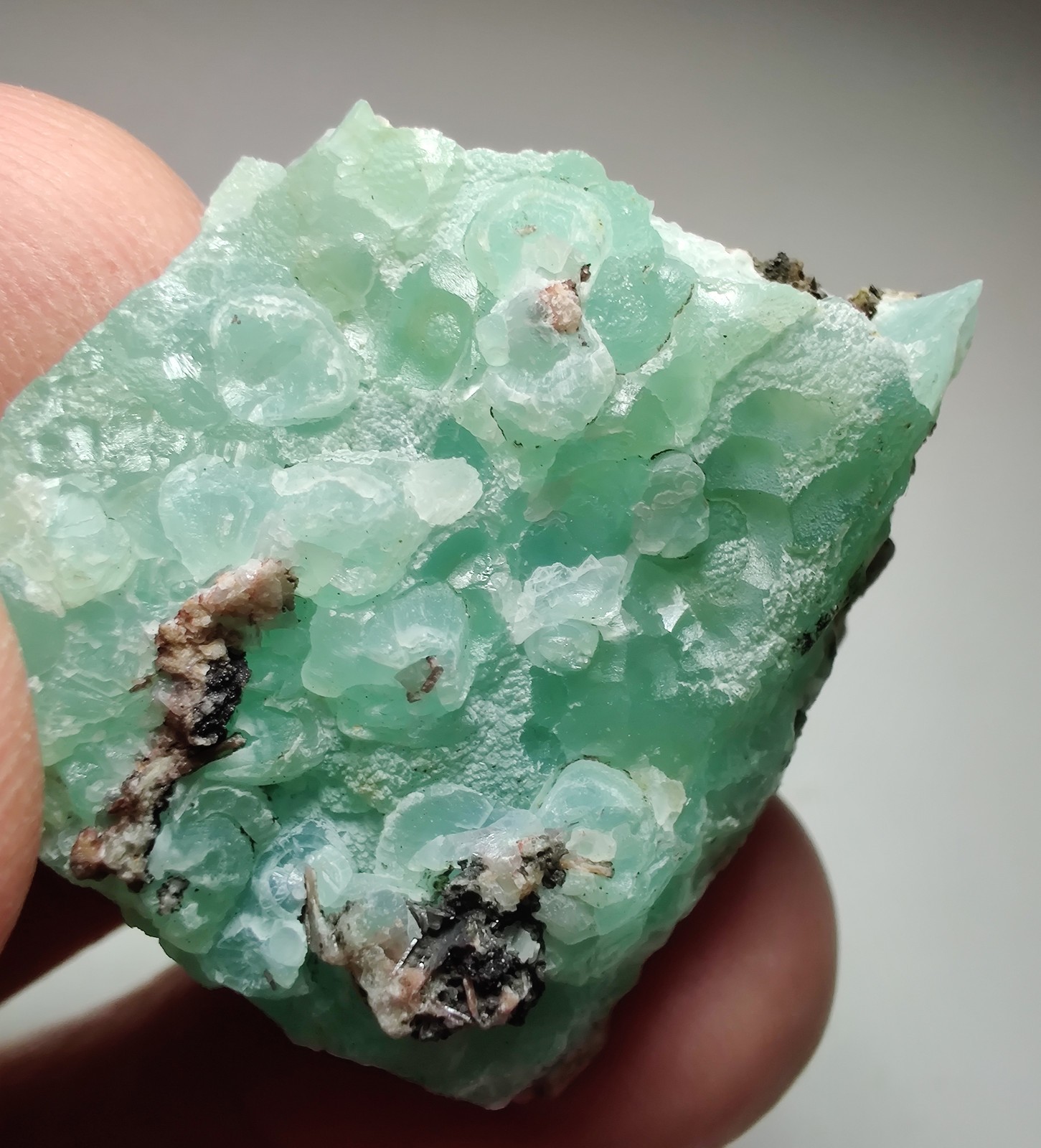 Beautiful Smithsonite specimen, great color! Kelly Mine, New Mexico. 31 grams.
