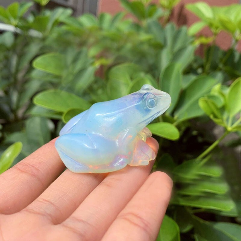Natural Opal Hand Carved Frog Sculpture Home Garden Room Decoration Crystal Gift