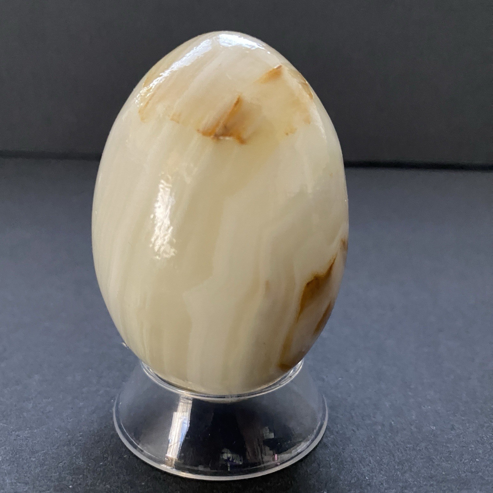 Natural Onyx Stone Egg With Stand Hand Polished Banded Agate Calcite Crystal