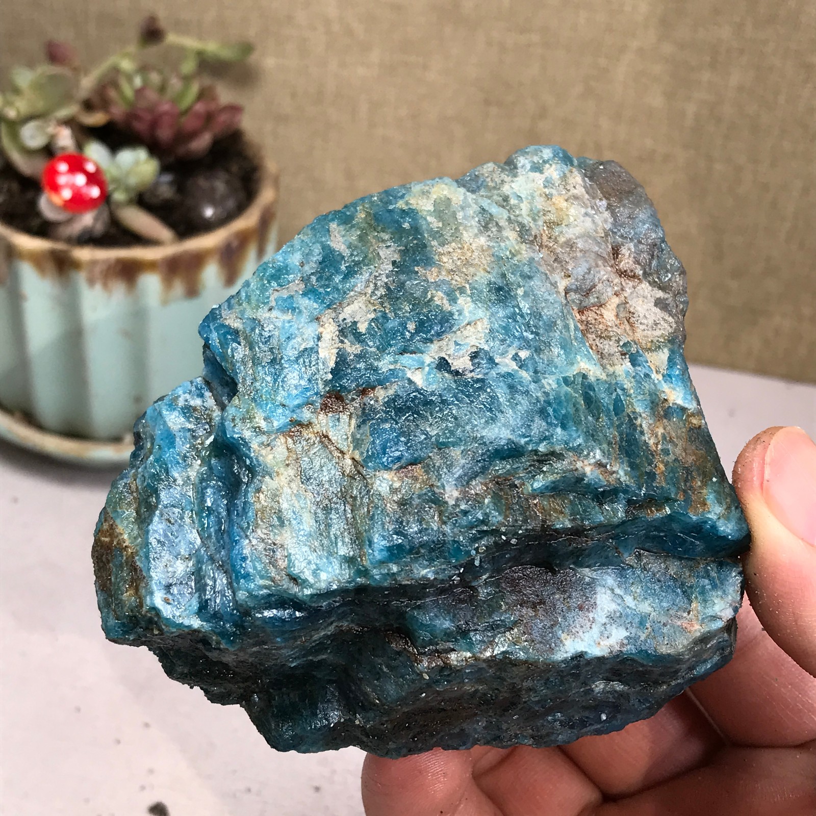 82-77-40mm Top Natural apatite Crystal uncut gemstone Mineral Specimen A4191