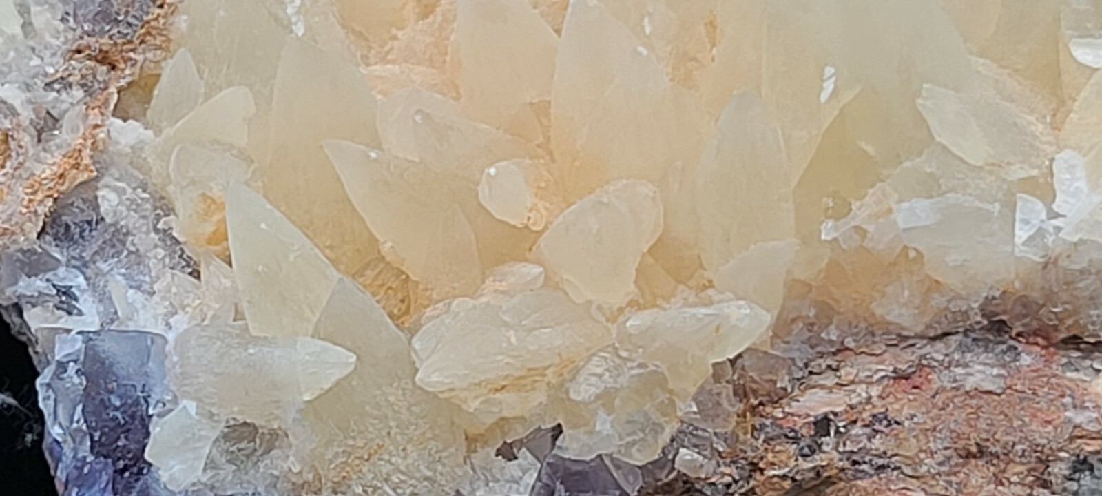 PAKISTAN : FLOURITE, CALCITE w/ APOPHOLITE GROWING ON AND AROUND CABINET PIECE