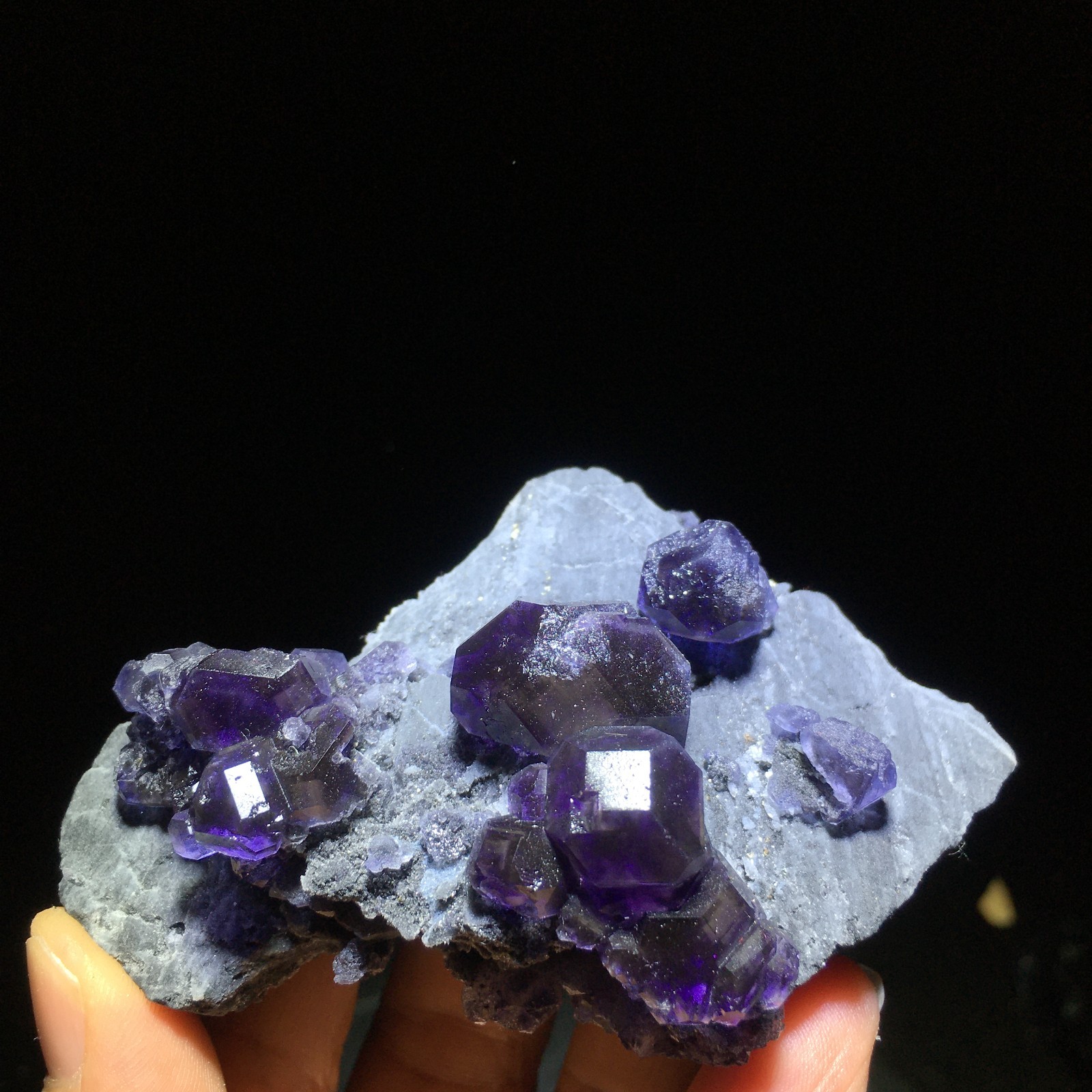 146g Natural blue, transparent, Tanzanite blue, fluorite, from Fujian, China