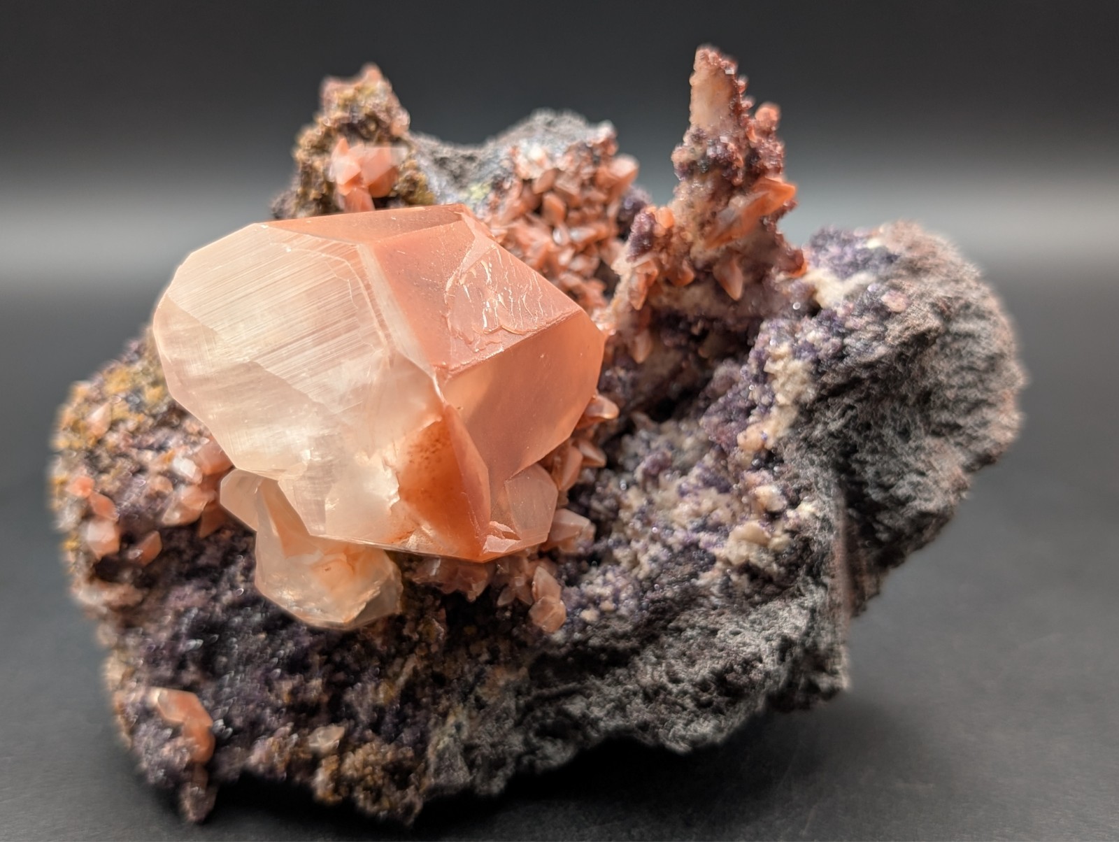 Calcite with Hematite – Hubei, China