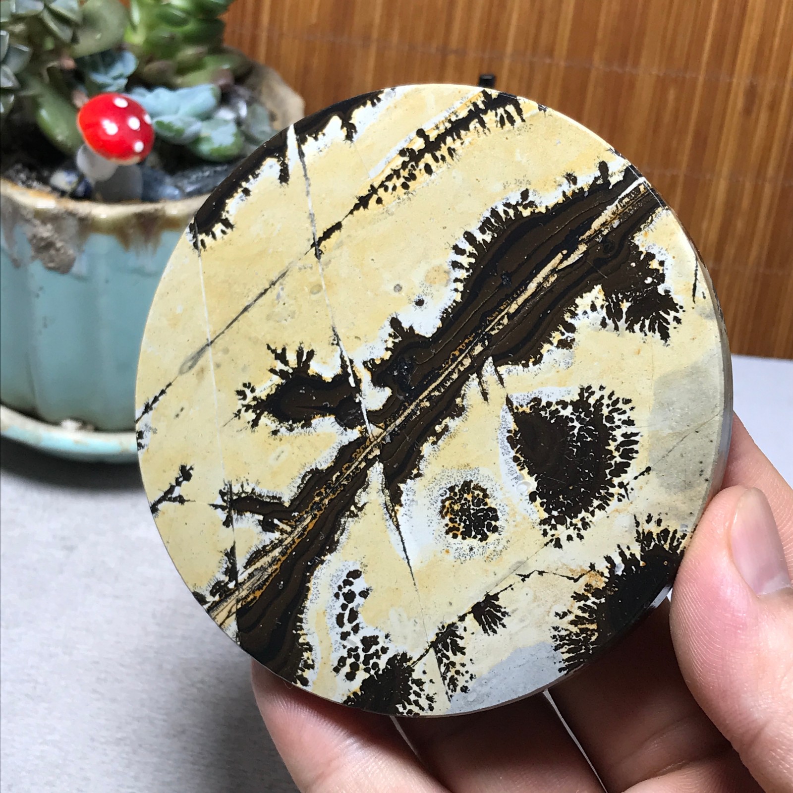 93mm Natural Chinese painting stone crystal ornaments for home decoration A6445