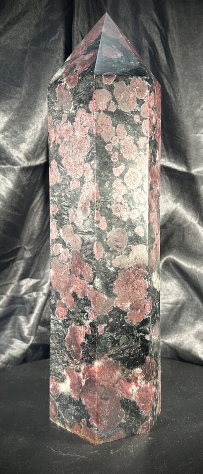 12.5′ Tall Garnet and Arfvedsonite Tower 10lb 2.5oz (4.609kg)