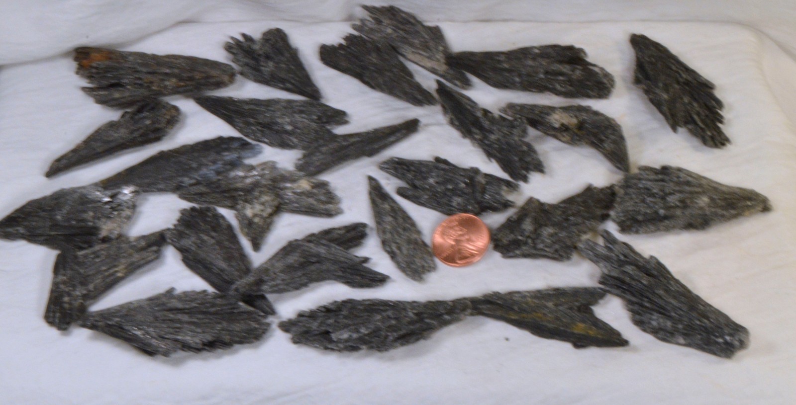 #3743 Black Kyanite – Brazil [ONE PIECE ONLY]