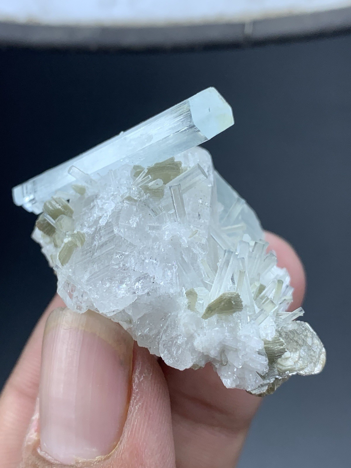 140 Cts Aquamarine Crystal Specimen From Skardu Pakistan.