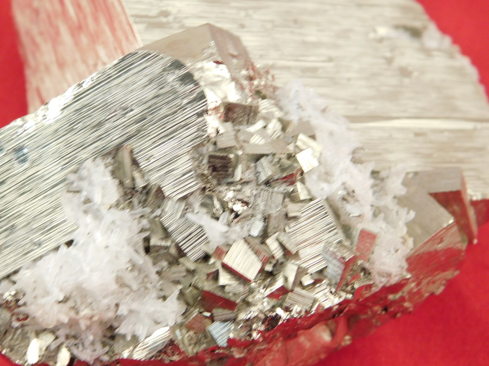 Big! Very Nice and 100% Natural PYRITE CUBE Cluster From Peru 506gr