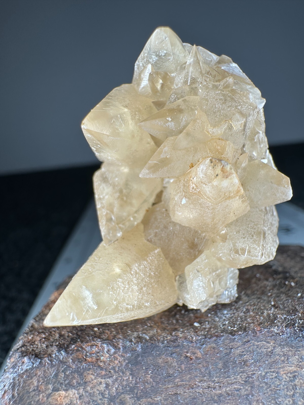 ➤ 1-1/2″ CALCITE CRYSTAL CLUSTER SPECIMEN – Pugh Quarry Ohio VIDEO➤893