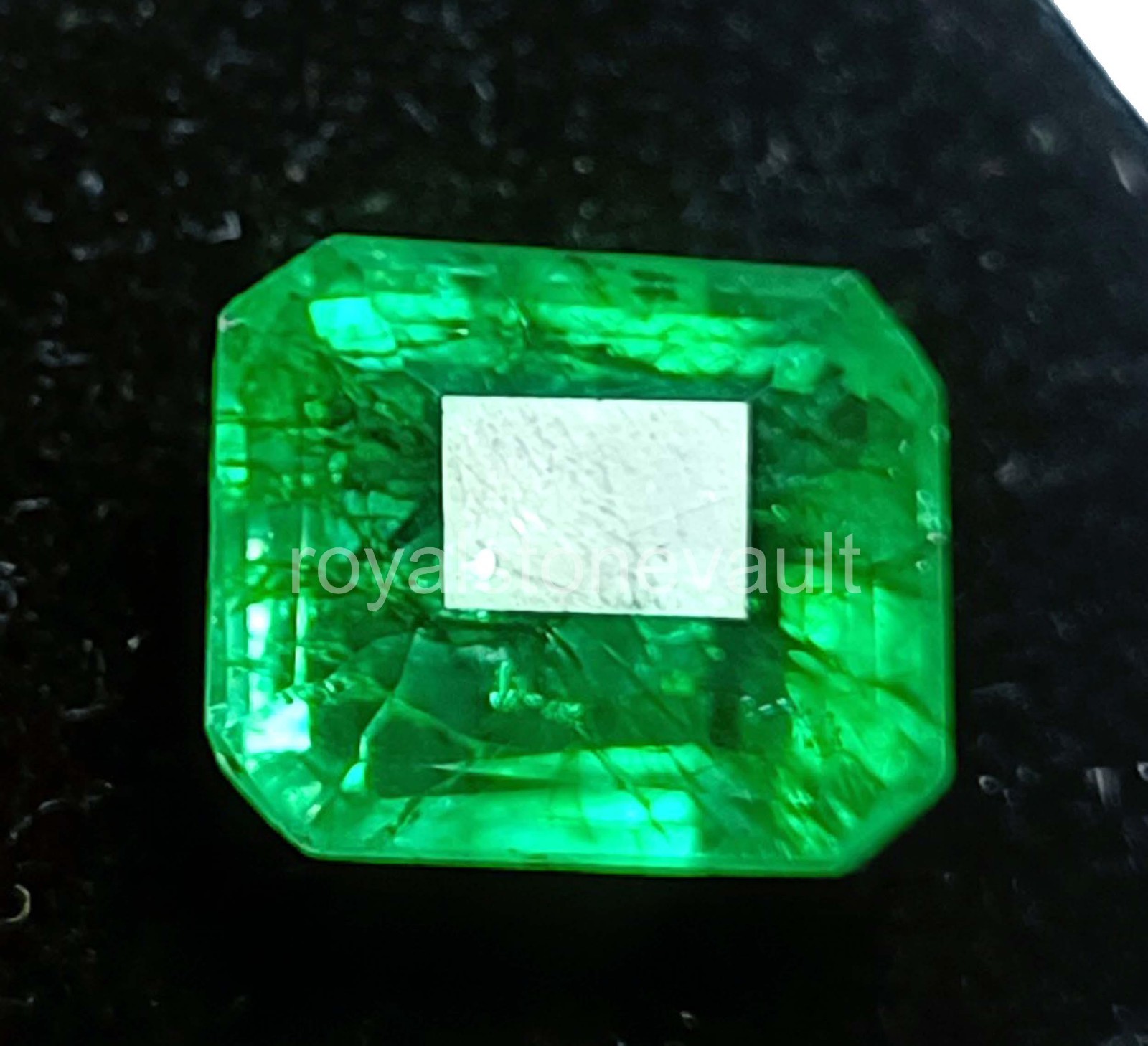 10.50 Ct Natural Green Emerald Emerald Cut Loose Gemstone IGL Certified – 5AOT