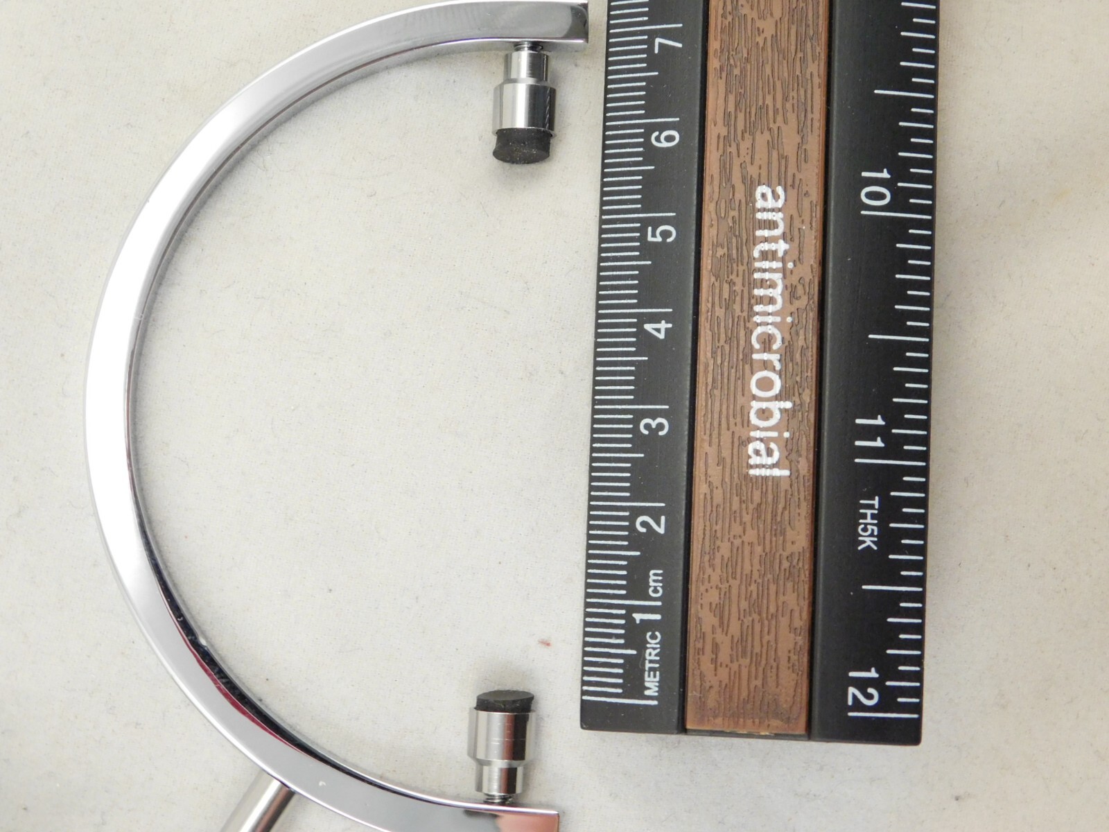 Display Stand CALIPER Type Adjustable Chrome Medium Size