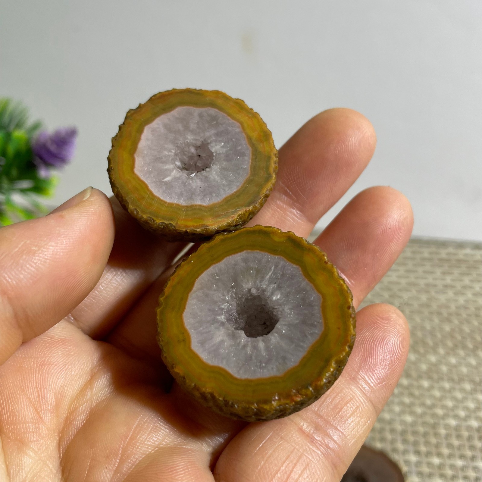 Natural cave Warring States red agate home decoration ornaments rough 46g