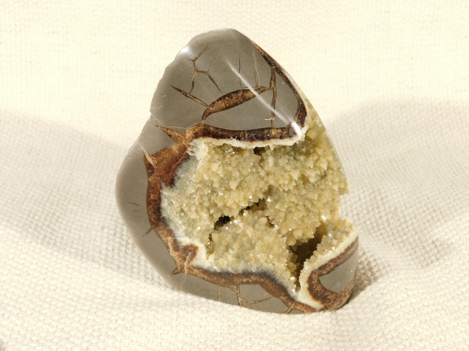 Big Polished AAA Crystal Filled Hollow Septarian GEODE Free Form Utah 1044gr
