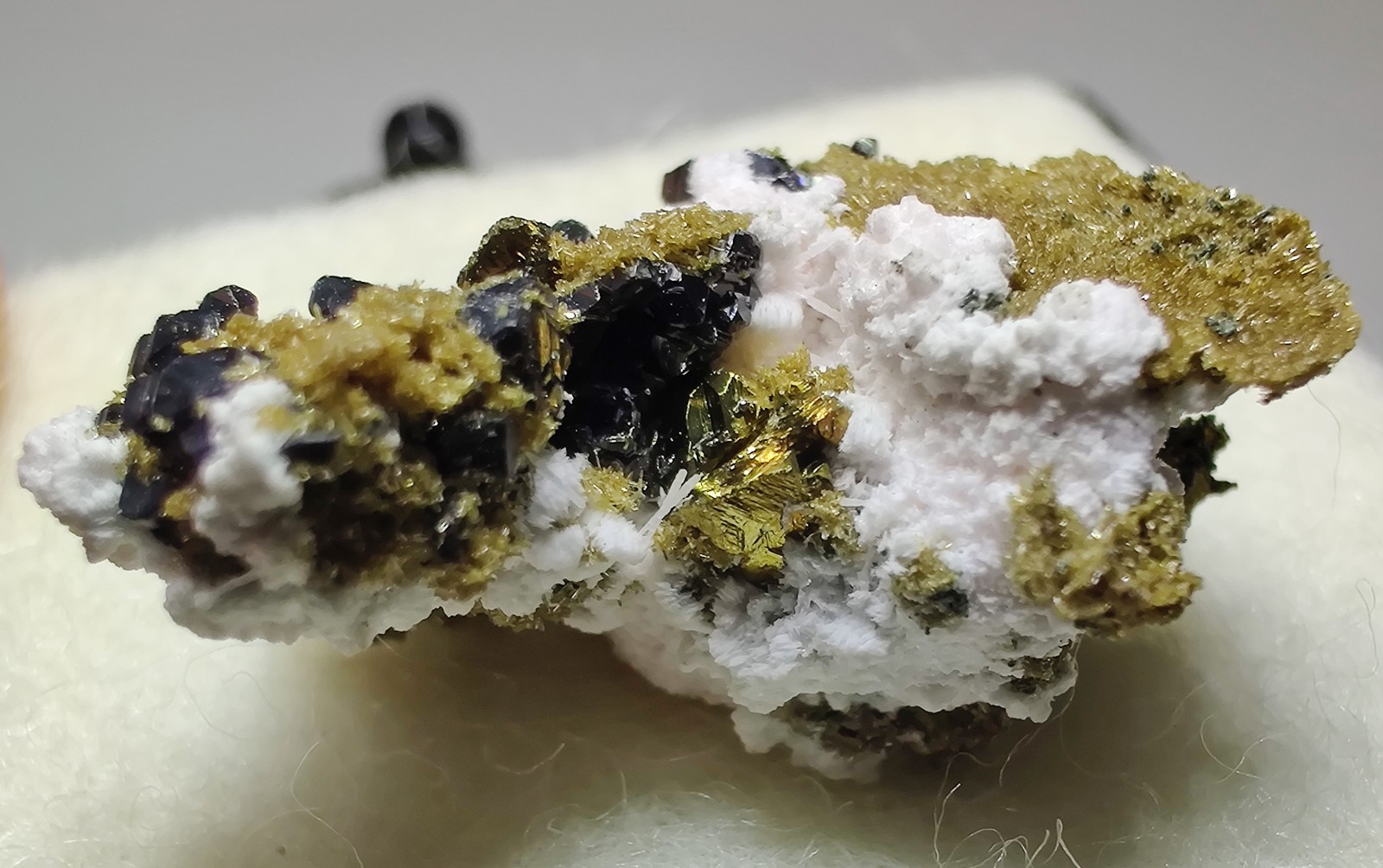 Epidote, Sphalerite, Chalcopyrite crystals etc. Silverton, Colorado. 2.2 cm.