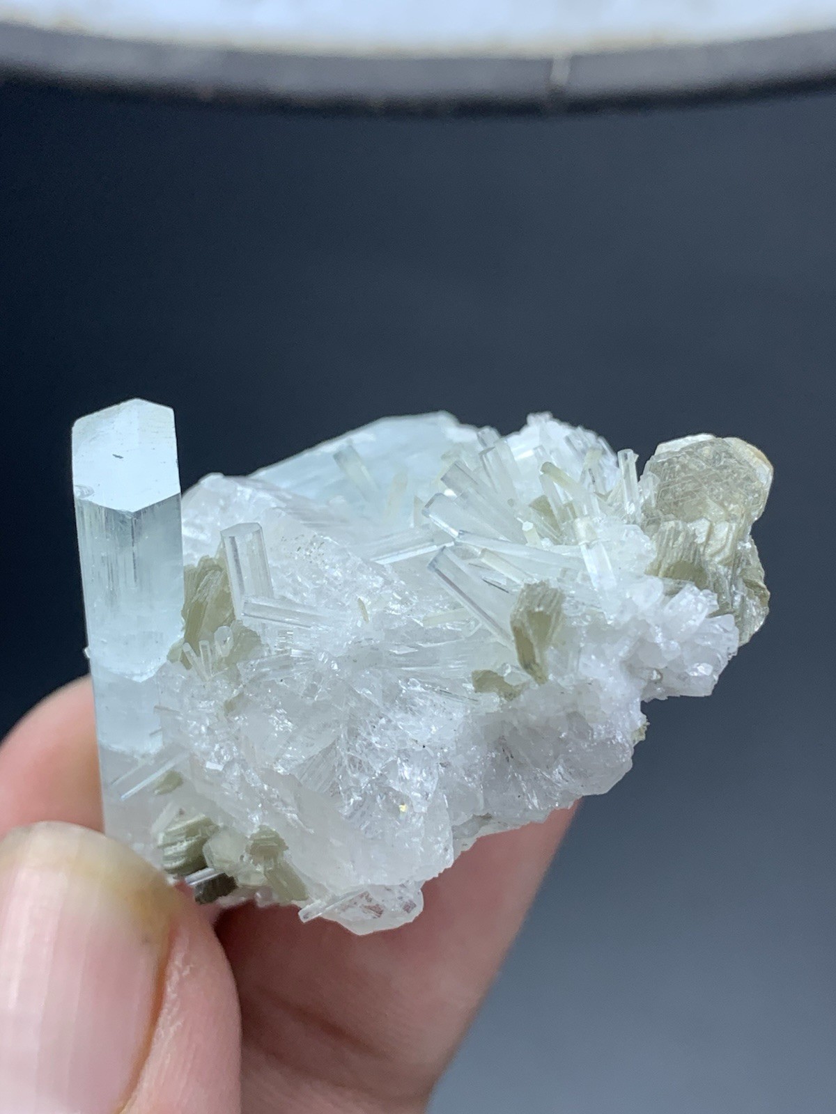 140 Cts Aquamarine Crystal Specimen From Skardu Pakistan.