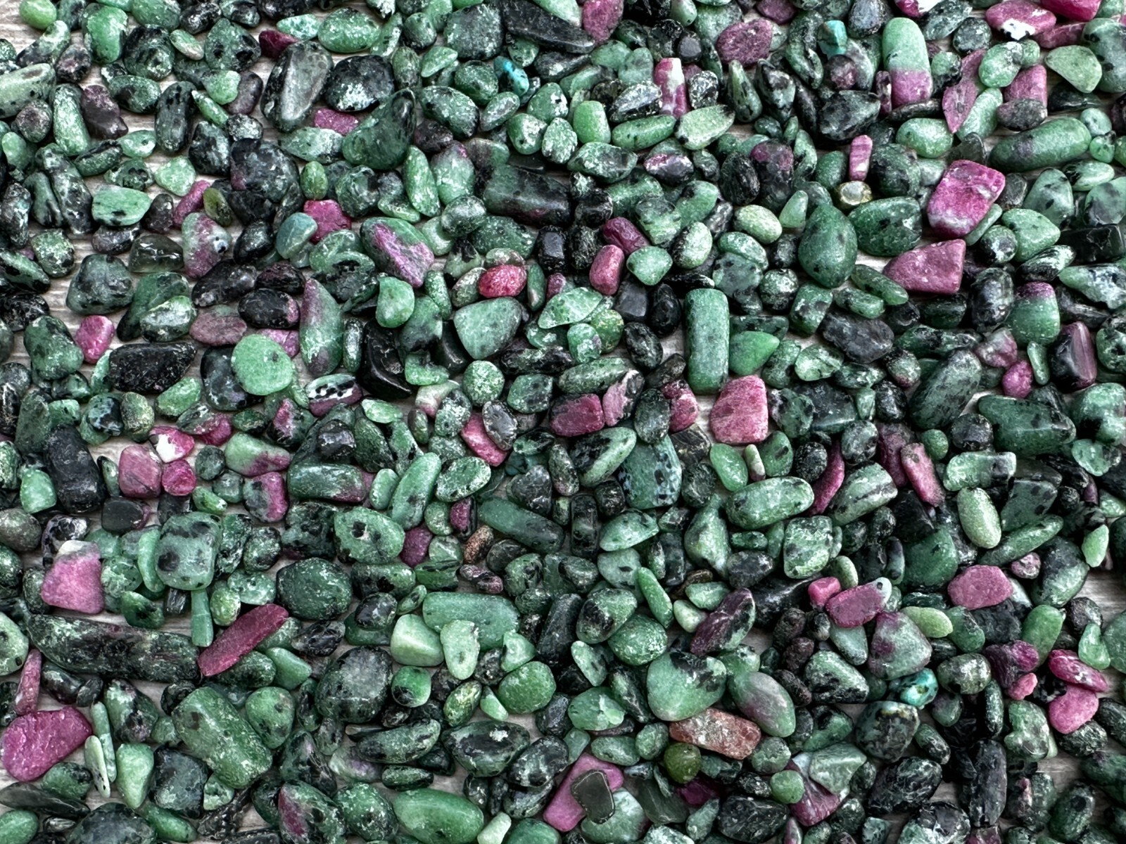 Grade A++ Ruby Zoisite Semi Tumbled Gemstone Mini Chips 4 – 9 mm, Wholesale Bulk