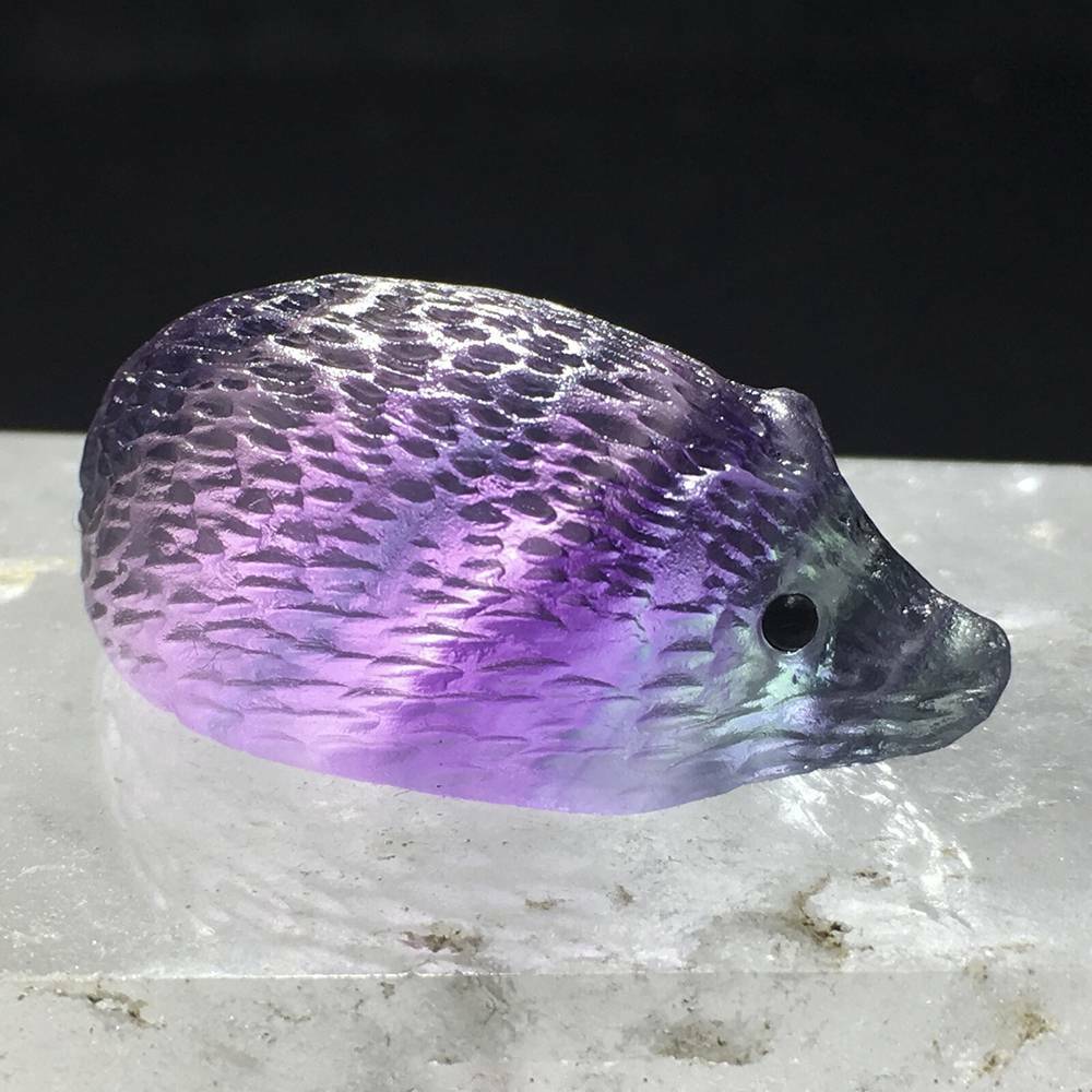 Natural Quartz Crystal Skull Carved Rainbow Fluorite Hedgehog Stone Healing.