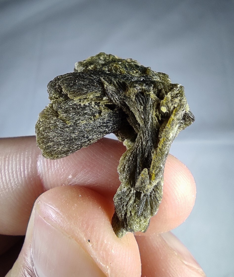 200gms Of Aesthetic Epidote Crystals Lot From Baluchistan, Pakistan.
