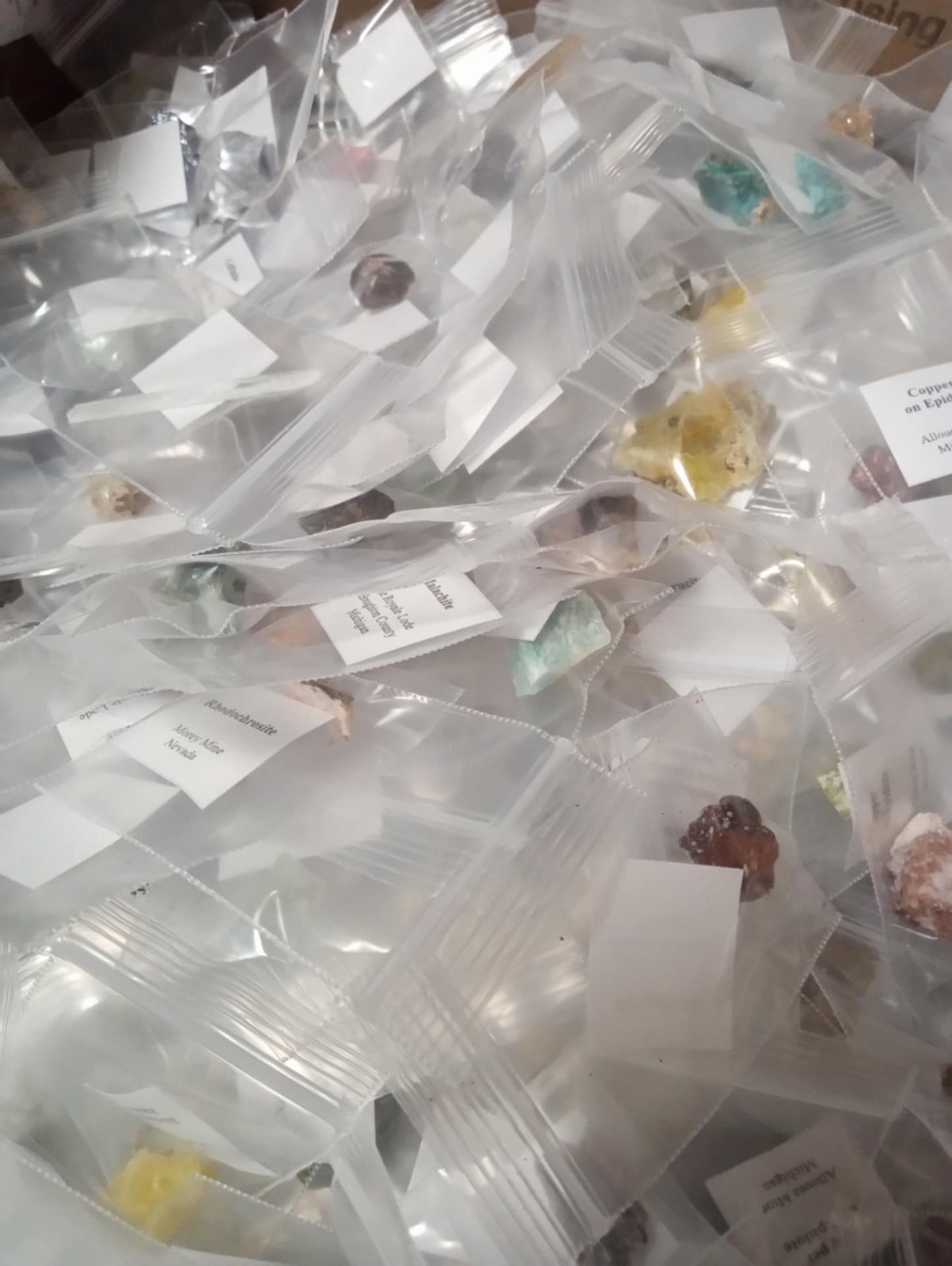 25 piece Bulk Micromount Thumbnail Mineral Collection