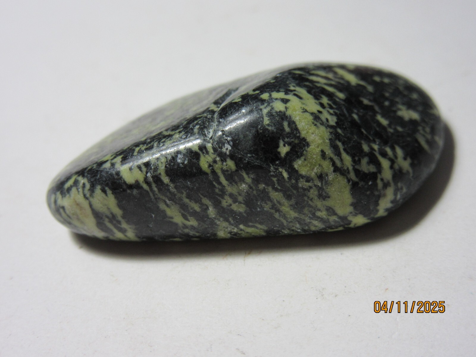 Speckled Green 1 5/8″ Epidote Tumbled N. Carolina Collectible SGETNC-97