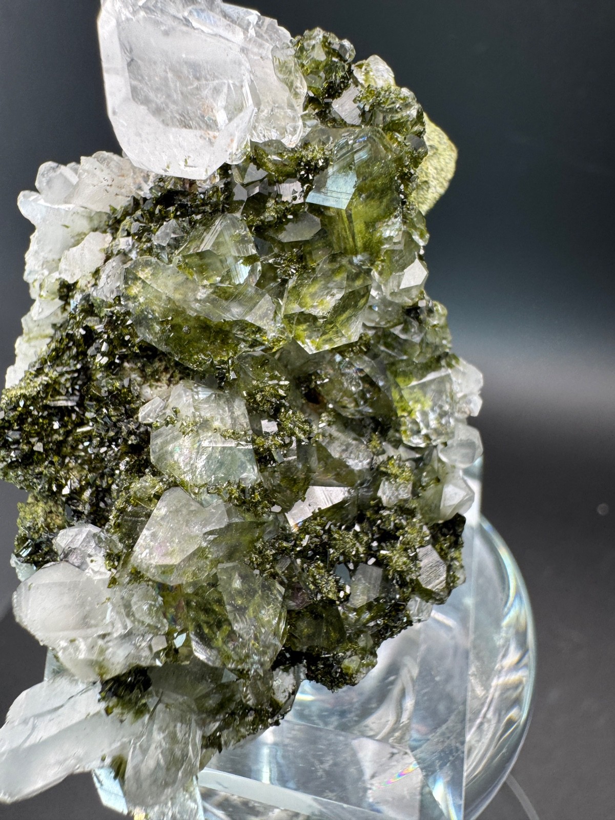 6827 Turkey “Forest” Epidote with Quartz 62g