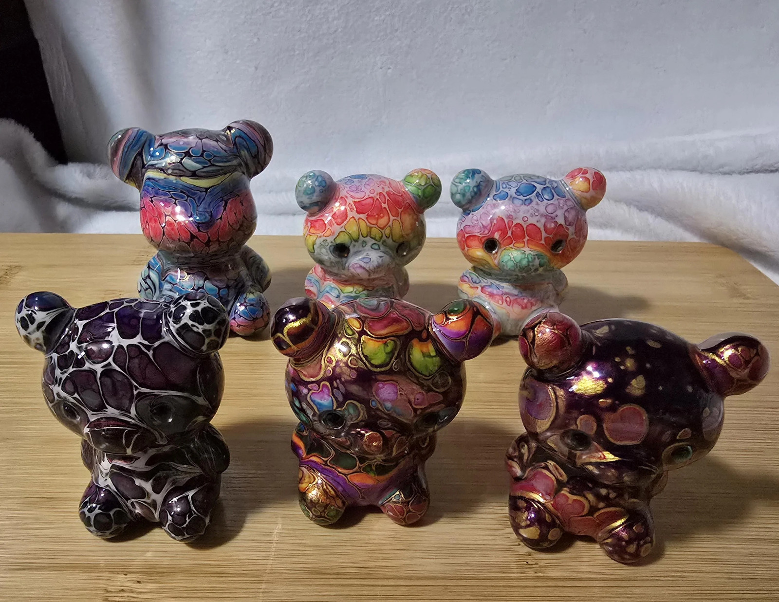 Colorful Daqi Bear Lacquer Painted Sandalwood