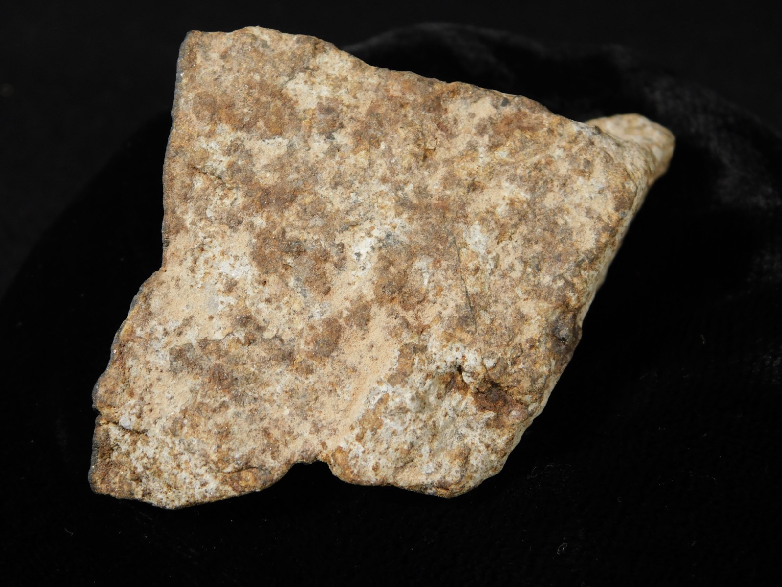 Classified NWA 8245 METEORITE 100% Natural FELL on Erfoud, Morocco 110gr