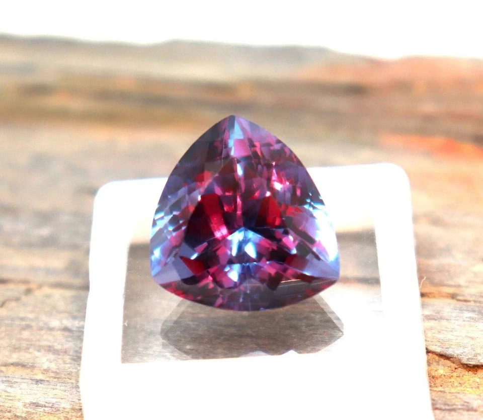Natural Color Change Alexandrite 9.45 Ct+ Trillion Cut Certified Loose Gemstone