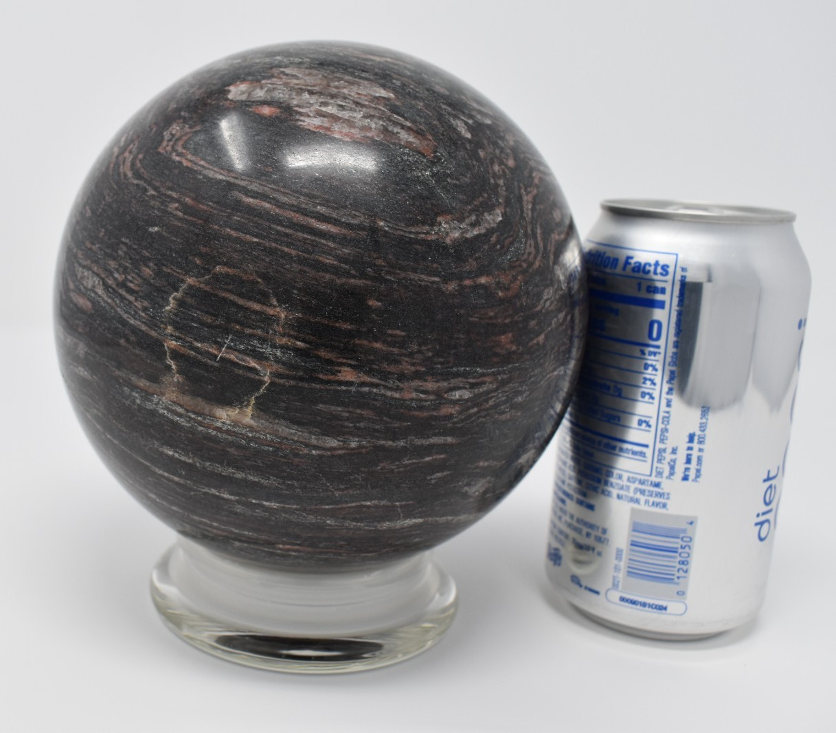 Jade Sphere 4653 grams 147 mm