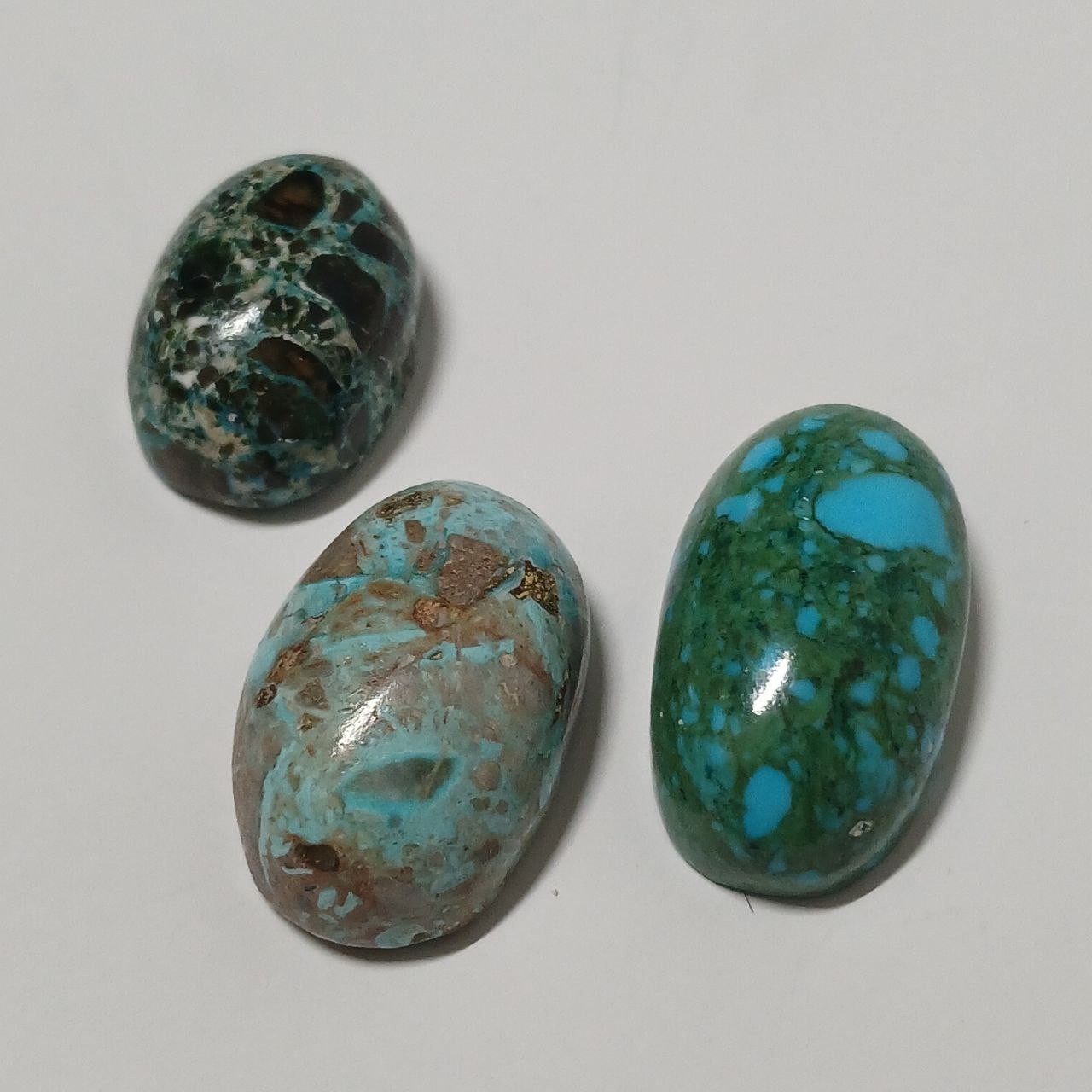 Vibrant turquoise stone with blue-green patterns from Mexico, China, Egypt