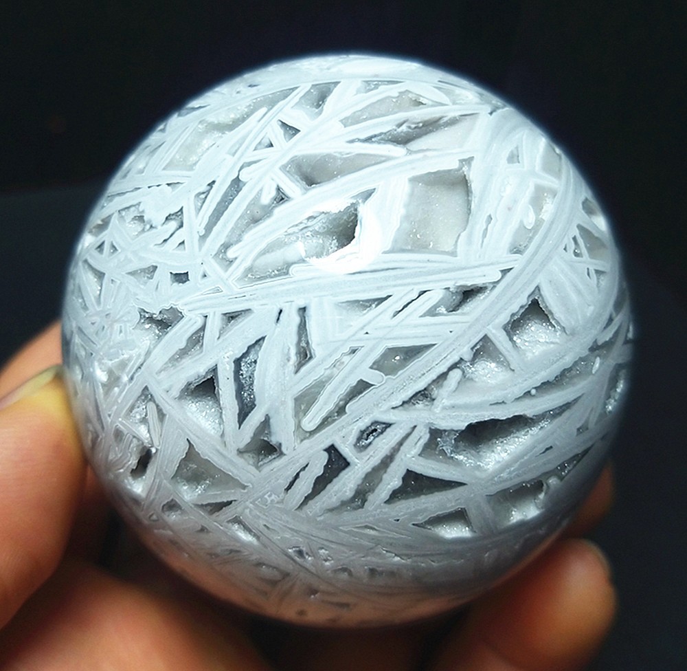 Rare 270.2G 61mm Natural Grid Agate Stone Sphere Ball Herling A434