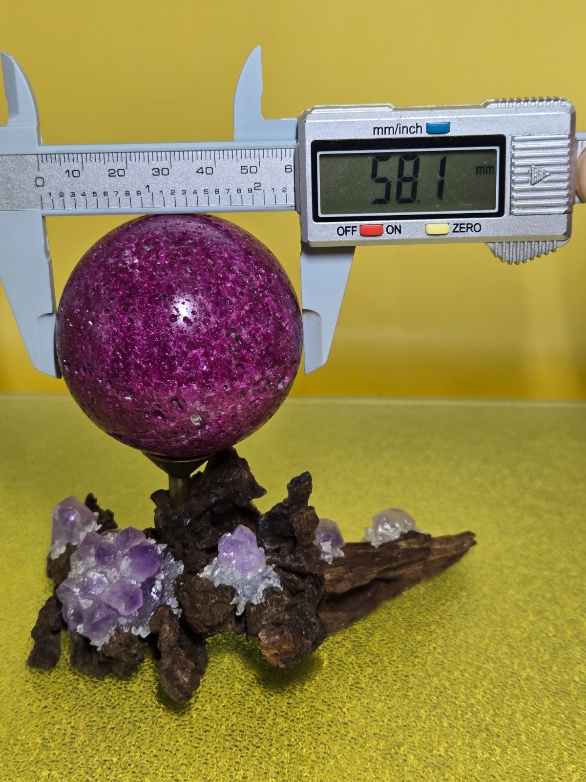 320G Pink UV Ruby Corundum Sphere Crystal Ball Reiki Healing With Wood Stand