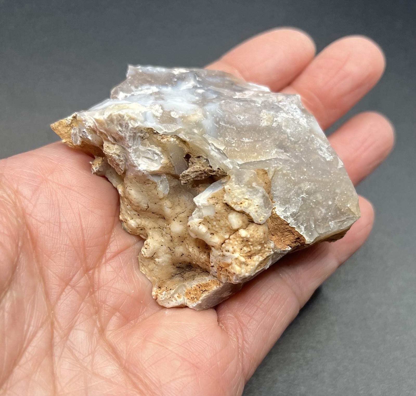 Fluorescent Mineral 87.4g UV Short Wave Really Cool Approx 2 Inches
